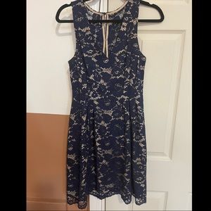 Vince Camuto formal Navy Blue Lace Dress Women’s Skater Size 4